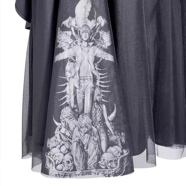 「「DEATH NOTE」月やL、リュークがふわりと覗く…静謐な闇とエレガントな女性像を重ねて「MAYLA」ゴシックなスカート登場」の画像