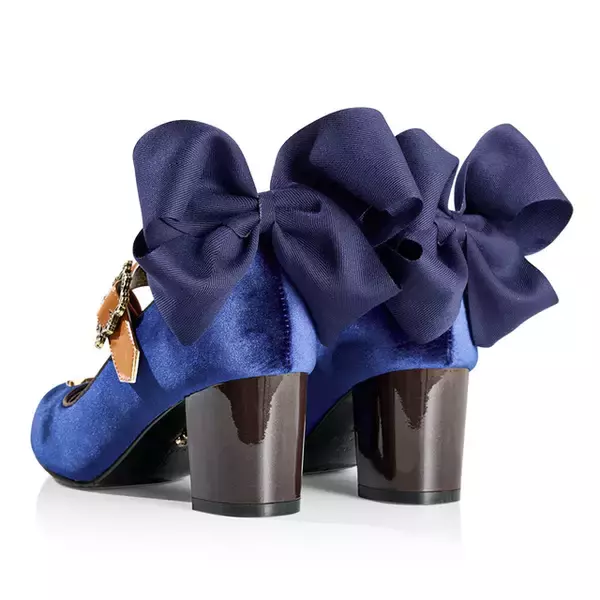 「「ジョジョ」ふるえるぞハート！ジョナサン＆ディオを高級感たっぷりにデザイン！存在感抜群の「MAYLA」パンプス登場」の画像