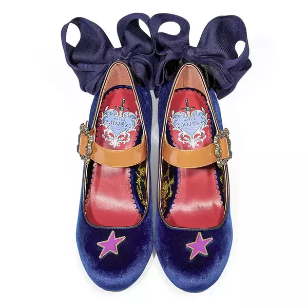 「「ジョジョ」ふるえるぞハート！ジョナサン＆ディオを高級感たっぷりにデザイン！存在感抜群の「MAYLA」パンプス登場」の画像