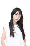 「『死亡遊戯で飯を食う。』幽鬼役・三浦千幸インタビュー！「幽鬼を演じるときは 息での表現を大切に」」の画像1