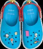 「「ドラえもん」がクロックス♪ 赤い首輪、かかとの鈴…ドラちゃんの魅力満載！ 限定コレクション登場」の画像4