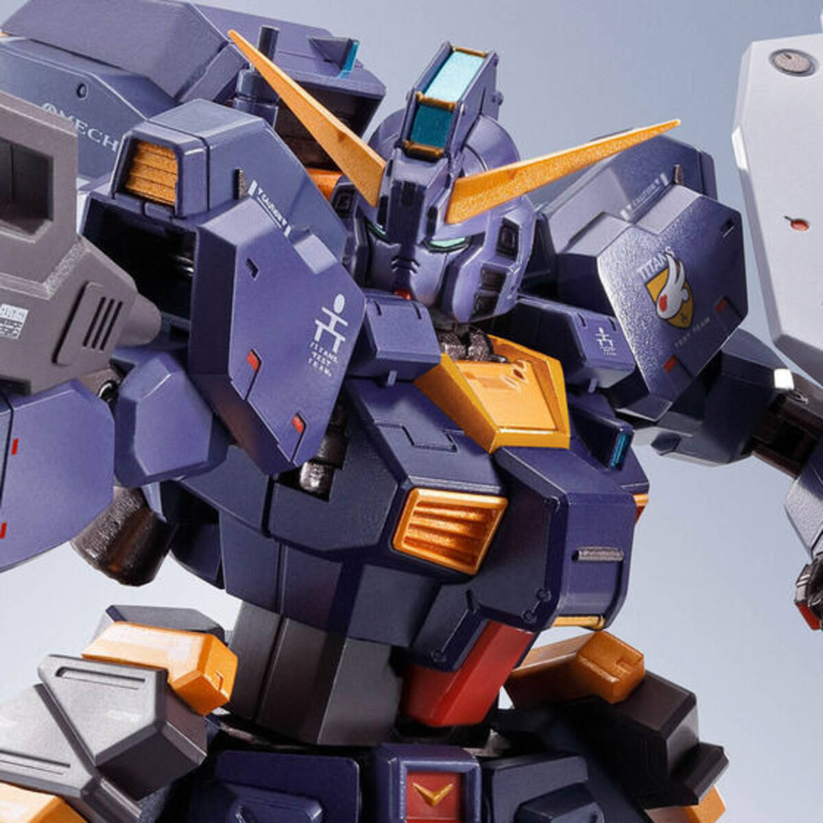 ガンダム A.O.Z」TR-1［ヘイズル改］、実戦配備カラーでアクション 