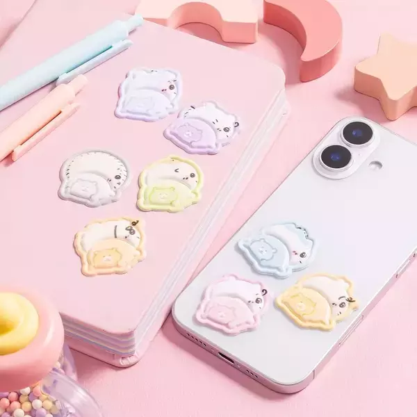 「「ちいかわ」ハチワレたちの赤ちゃん姿がバブかわ～☆ ぷっくりシールやハイハイフィギュアなどが登場」の画像