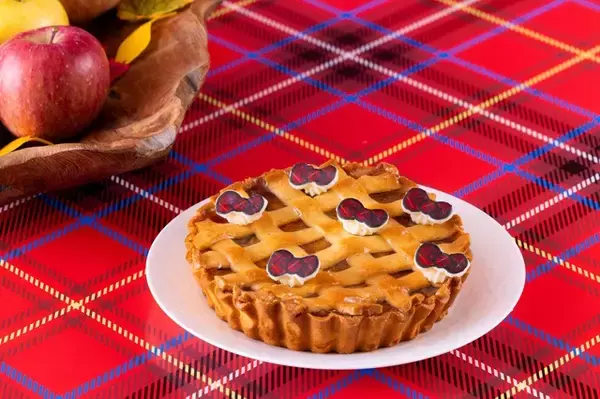 「ハローキティ＆ディアダニエルが秋のピクニックへ！ヒルトン広島「HELLO KITTY Autumn Picnic」開催　全27種のスイーツ＆セイボリーが登場」の画像