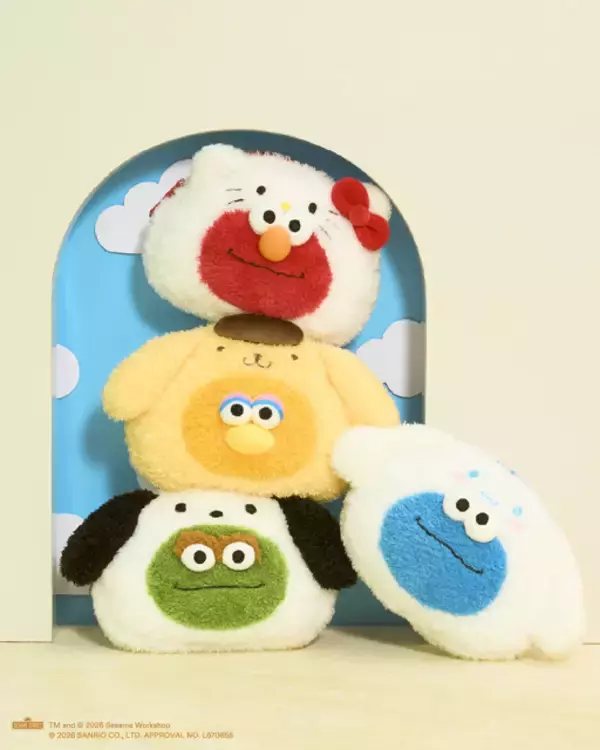 「セサミストリート×サンリオのコラボ再び♪ エルモ、ハローキティら夢のペアが勢ぞろい！限定ドーナツも登場」の画像