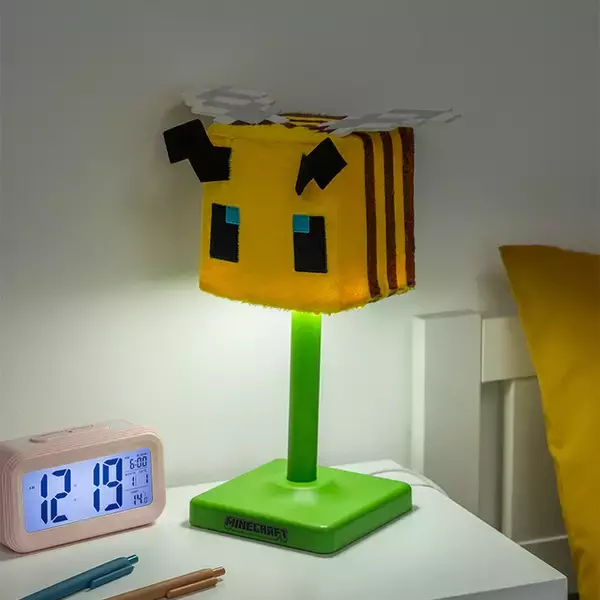 「「マインクラフト」チキンジョッキーがフィギュアライトに！ ハチ＆クリーパーの“ふわふわライト”も登場 そのまま置いても可愛いインテリア」の画像