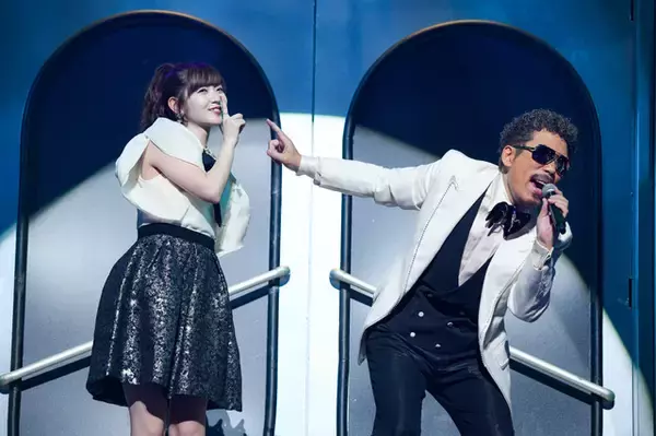 アニソン界でも“デュエットの帝王”！鈴木雅之「かぐや様」全主題歌　ヒロインとのライブ映像＆MVを12/30に一挙公開！歌う姿はやっぱりセクシーです