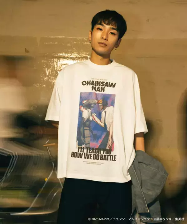 「「チェンソーマン」レゼ “デンジ君みたいな面白い人はじめて”Tシャツや、“VSボム”トートも！クールなアパレル・グッズ登場」の画像