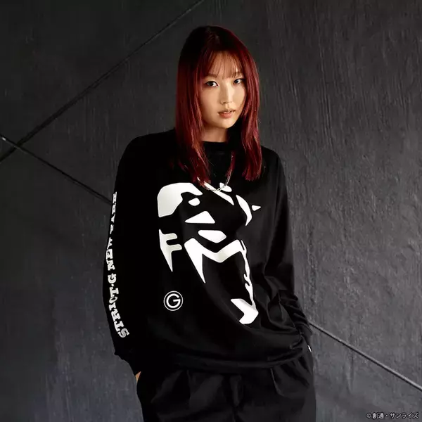 「「ガンダム」シャアザクの“キック”がTシャツに！ ストリートテイストのTシャツ＆コーチジャケット登場【STRICT-G】」の画像