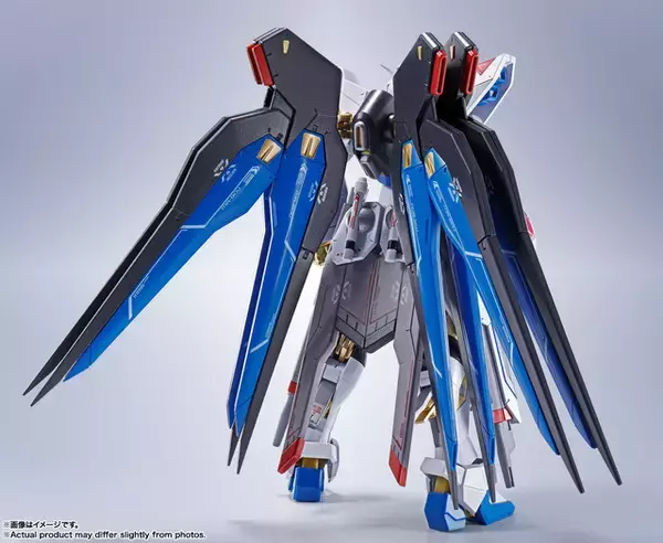 「ストライクフリーダムガンダム METAL ROBOT魂版が再販！彩色の色調とマーキングを刷新した存在感抜群の一体」の画像