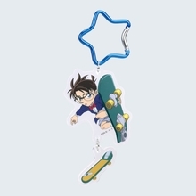 コナン＆スケボー、灰原＆APTX4869のアクリルチャームがかわいい♪ 「名探偵コナン」星型カラビナ付きのキーホルダー登場