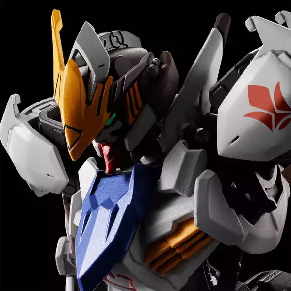 「「ガンダム 鉄血のオルフェンズ」10周年記念短編に登場したバルバトスアダプトの抽選販売がスタート！ ガンダム・フレームが一部アップデートされ、可動域がさらに拡大」の画像