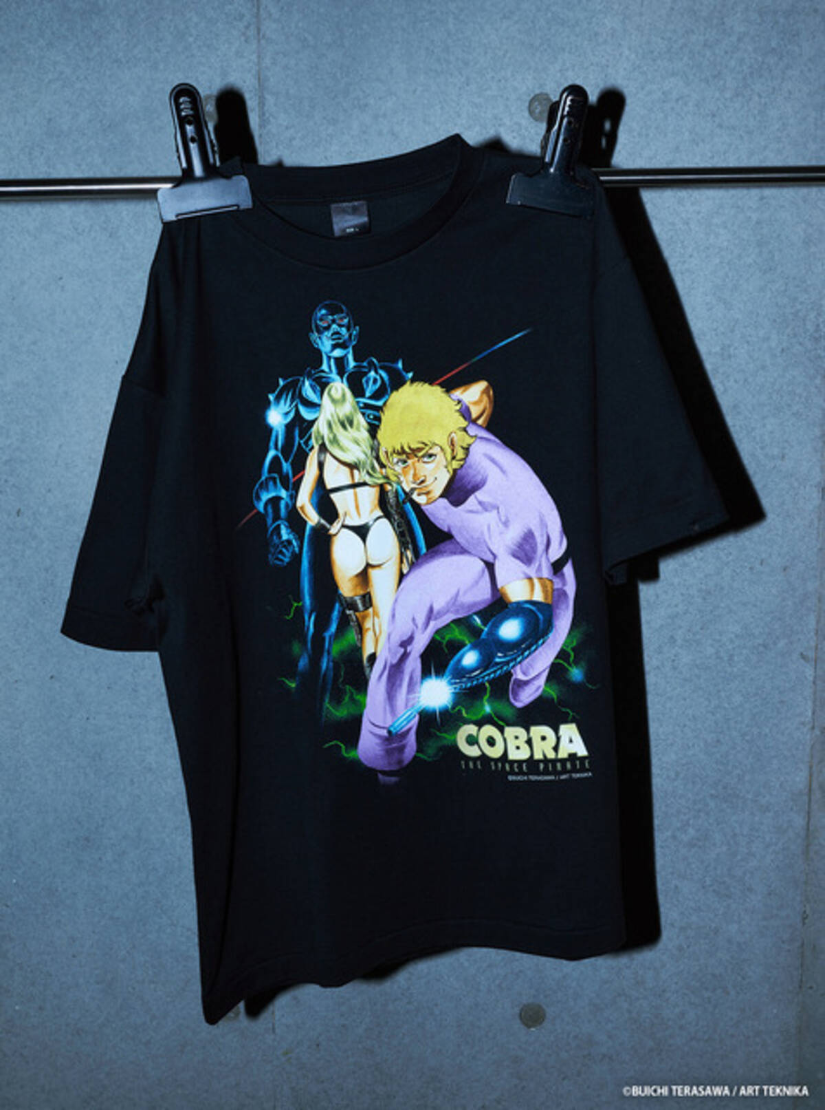 COBRA」ヴィンテージライクなTシャツが登場☆ ヒューッ見ろよデザイン 