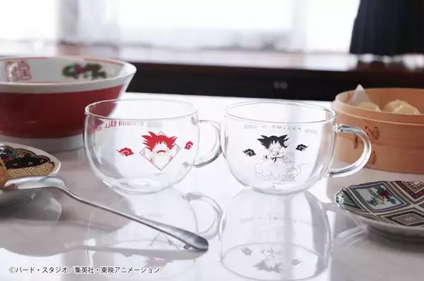 「「ドラゴンボール」悟空、ブルマ、神龍たちと“いただきまーす！” チャーハン皿やれんげなど限定描き下ろしグッズが新登場」の画像