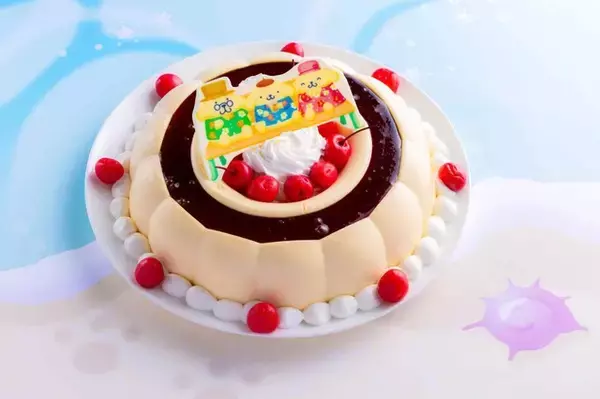 「ポムポムプリンのスイーツビュッフェ開催！夏のビーチでのんびり過ごす様子がテーマのメニューが美味しそう☆」の画像