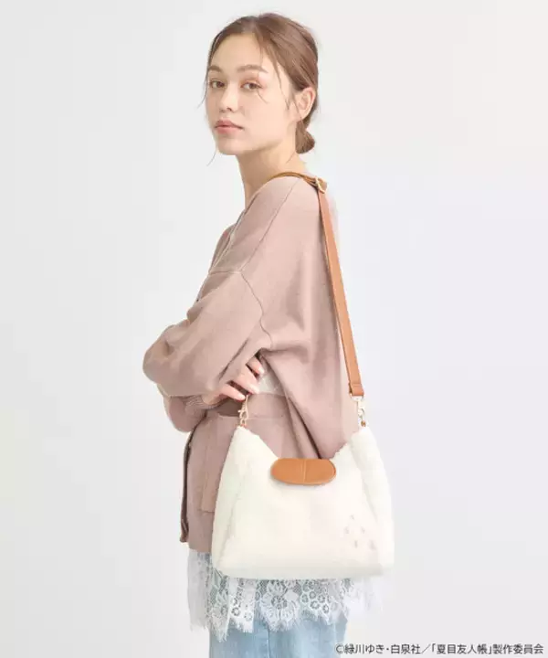 ニャンコ先生がひょっこり♪「夏目友人帳」コラボアパレル登場！もこもこバッグやカーディガンなど全8型