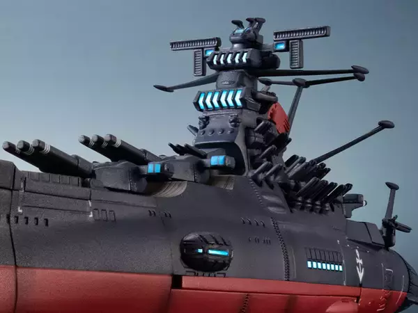 「「宇宙戦艦ヤマト」“第3次改装型”ついに発売！全長165mmと圧巻のサイズ、内蔵LEDで各部が光る！」の画像