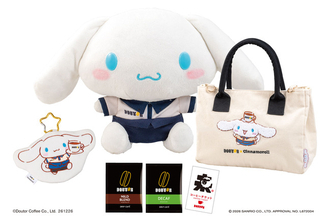 「サンリオ」シナモロール×ドトールの“福袋2027”登場！ ユニフォーム姿のぬいやトートバッグがキュート♪ 10月30日予約開始