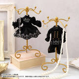 「「NieR:Automata」2Bと9Sの衣装を細部まで再現！ 刺繍も美しいトルソー型アクセサリースタンド登場」の画像1