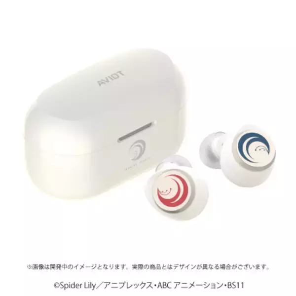 「「リコリコ」千束、たきならの新録ボイス搭載！ワイヤレスイヤホンが発売☆ウン…ホットチョコパフェ型ポーチも付属」の画像
