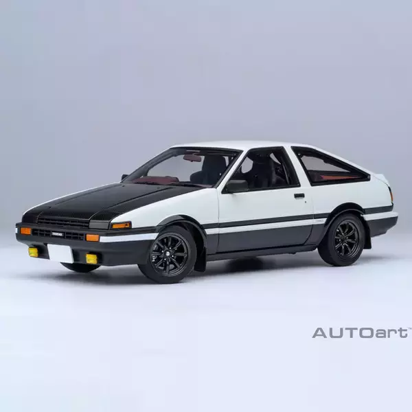 「「頭文字D」トレノ（AE86）を再現…完成度の高ッ！ 1/18サイズのミニカーが「東京オートサロン2026」で販売」の画像