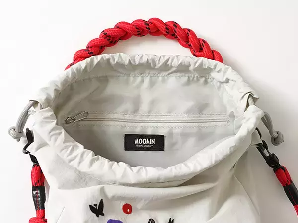 「「ムーミン」リトルミイのキュートな巾着バッグが新登場！コロンと愛らしいフォルムと鮮やかなレッドがかわいい♪」の画像