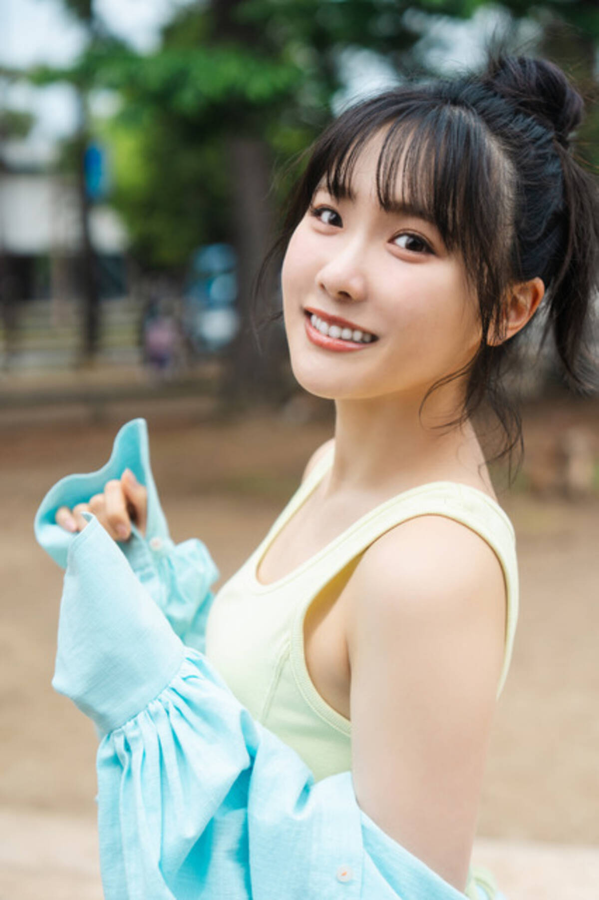 ラブライブ！スーパースター!!」鬼塚冬毬役・坂倉花、初写真集が発売 