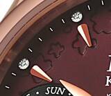 「「ガラスの仮面」“梅の谷”の梅が花開く― マヤ、亜弓モデルの腕時計が登場！連載50周年記念の特別限定生産」の画像2