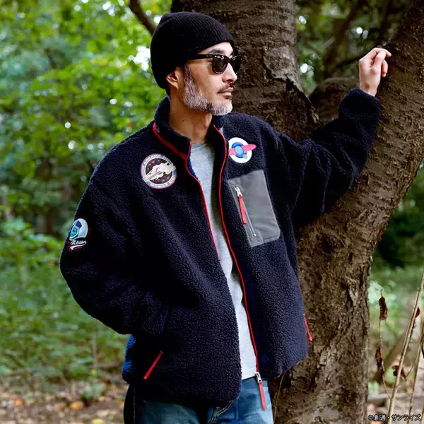 「Zガンダム」A.E.U.G.&「鉄血のオルフェンズ」鉄華団がモチーフ！暖かみのあるボアジャケット登場