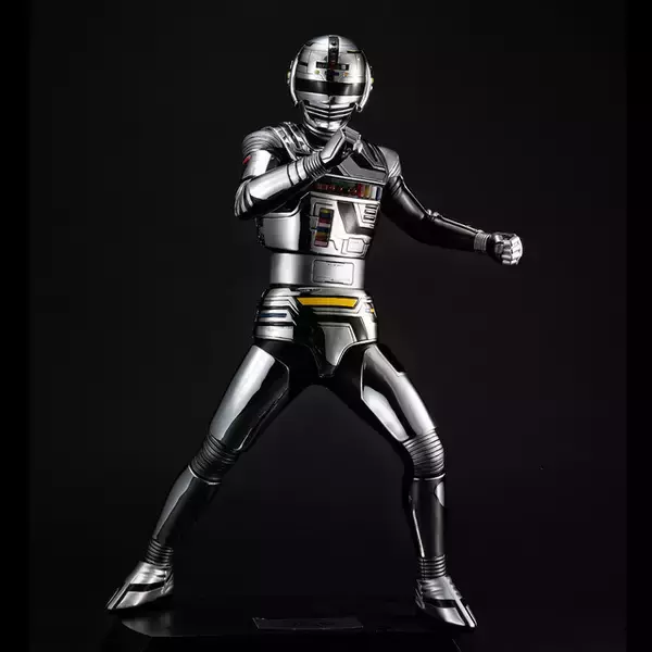 「蒸着せよ！初代「宇宙刑事ギャバン」40cmのド迫力フィギュア再び！25個のLEDで全身が発光」の画像