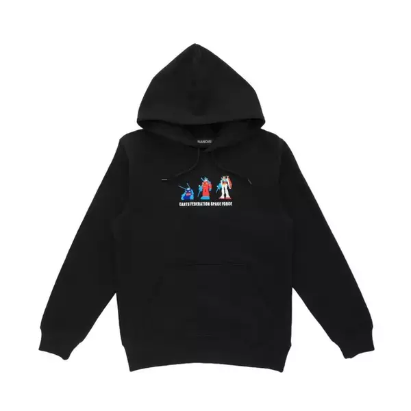 「「機動戦士ガンダム」V作戦のMSが勢ぞろい！ 地球連邦軍＆ジオン公国軍のモビルスーツが描かれたパーカー＆Tシャツが登場」の画像