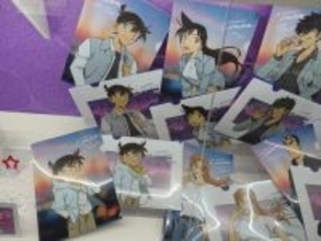 「名探偵コナン」プライズ品やオンラインくじグッズの実物をチェック！ 千速、横溝、松田らもラインナップ