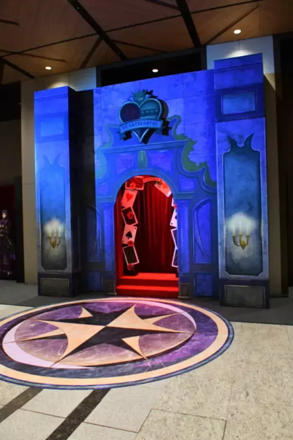 「アニメ「ツイステ」花江夏樹が太鼓判「全てのファンの皆さんに楽しんでいただける！」ワールドプレミア開宴ティーパーティーのレポート到着」の画像