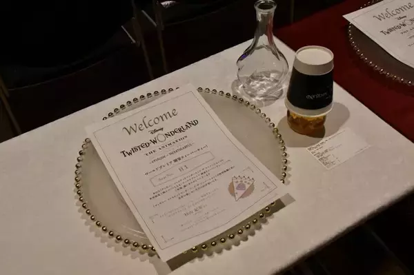 「アニメ「ツイステ」花江夏樹が太鼓判「全てのファンの皆さんに楽しんでいただける！」ワールドプレミア開宴ティーパーティーのレポート到着」の画像