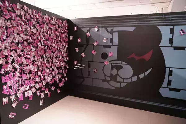 「ダンガンロンパ」15周年記念！初の大規模展覧会が開幕♪ 3月10日には特集番組の放送も