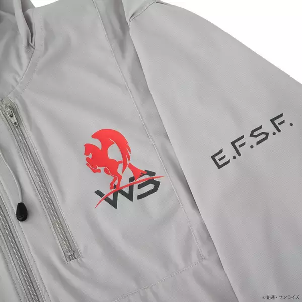 「「ガンダム」アムロたちの母艦・ホワイトベースやシャアのパーソナルマークの入ったTシャツ＆パーカーが予約受付中」の画像