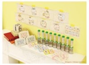 ハチワレやうさぎたちがお手紙をお届け♪ 「ちいかわ」配達員姿が超キュートな郵便局グッズが新登場