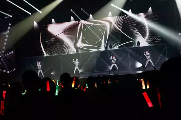 「「アイナナ」IDOLiSH7、TRIGGER、Re:vale、ŹOOĻが集結！16名によるライブツアーが開幕【初日レポ】」の画像