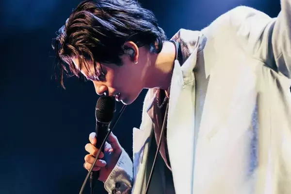 「jo0ji『呪術廻戦』ED主題歌「よあけのうた」で掴んだ新境地！Zepp Shinjukoで初ツアー完遂【ライブレポート】」の画像