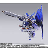 「Hi-νガンダムをHWS装備にできるオプションパーツが登場！追加装甲の重厚感は圧巻…大型装備ハイパー・メガ・ライフル、ハイ・メガ・シールドも付いてくる！」の画像1