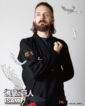 「進撃の巨人」超大型巨人＆獣の巨人がスポーツウェアに！“心臓を捧げよ”柔術着や、ボクシンググローブも登場