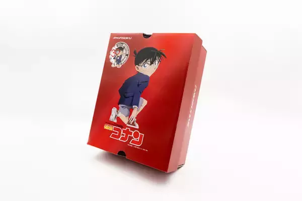 「「名探偵コナン」“キック力増強シューズ”が本当に履ける！ ダイヤルが回る本格仕様＆描き下ろしアクスタも付いてくる」の画像