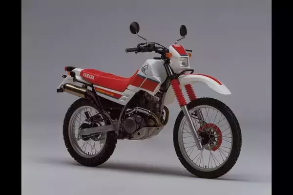 「終末ツーリング」の“リアリティ”と“バイク愛”をバイク愛好家が語る！「セローはもう一人の主役」