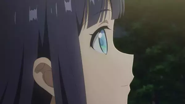 夏アニメ「透明な夜に駆ける君と、目に見えない恋をした。」空野は渋々参加した新歓コンパで、目の見えない冬月と出会う―第1話先行カット