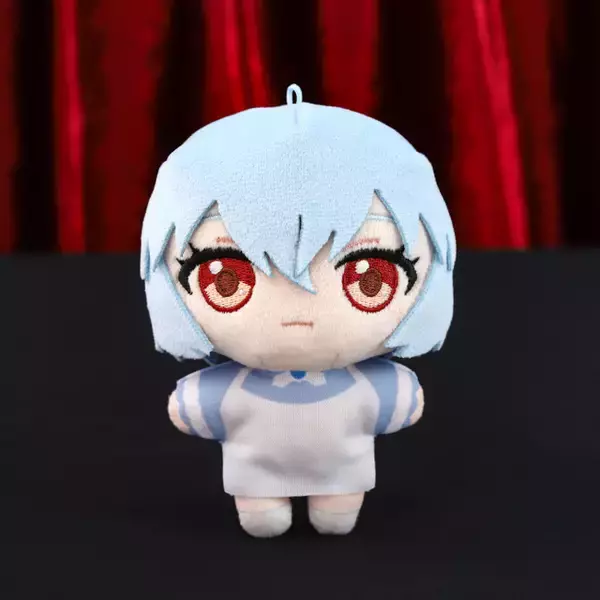 「カヲル君のスーツぬいは絶対欲しい☆ エヴァ30周年記念展「ALL OF EVANGELION」名古屋会場にて描き下ろしイラストをモチーフにした手のひらサイズのぬいぐるみ登場」の画像