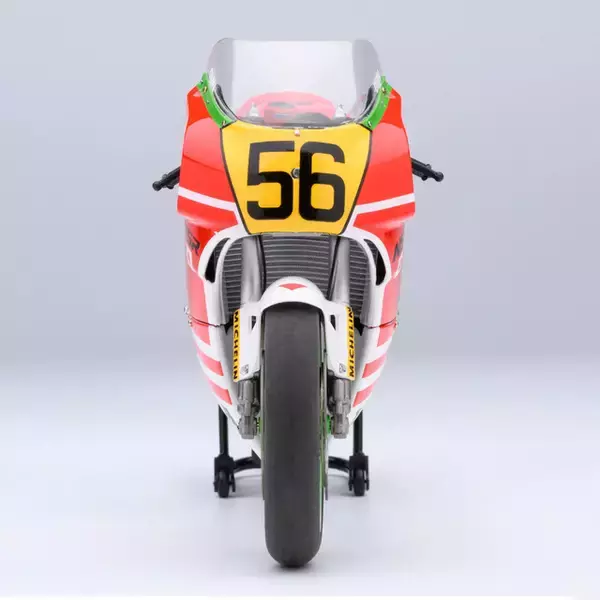 「バイクマンガの金字塔「バリバリ伝説」巨摩郡の「WGP500」挑戦時の愛機・NSR500が立体化！ 「大阪モーターサイクルショー」でも販売・展示」の画像