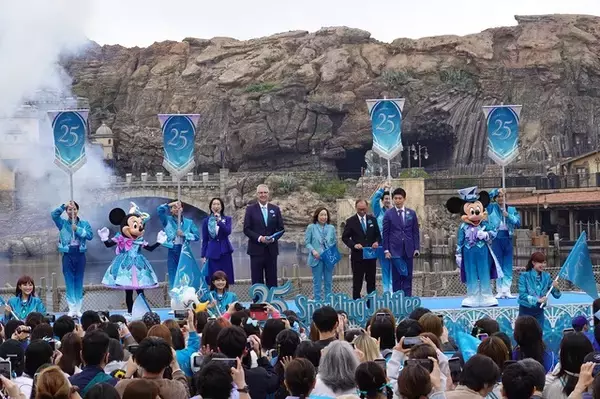 ミッキー＆ミニーにダッフィーもお祝い♪ 東京ディズニーシー25周年イベントが盛大に開幕！【セレモニーレポ】