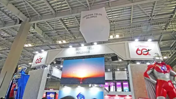 「ウルトラマンが緊急出撃！スペシウム光線体験コーナーなど遊び心たっぷりだった「円谷フィールズホールディングス」ブース【AnimeJapan 2026 ブースレポ】」の画像