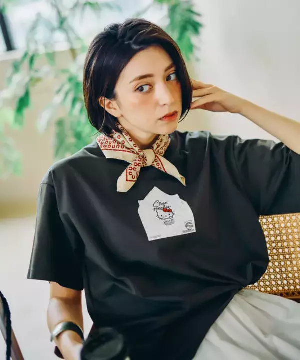 「「サンリオ」キティと一緒に旅気分！ 「旅する日常」テーマのTシャツやワンピースがかわいすぎる♪【グローバルワーク】」の画像