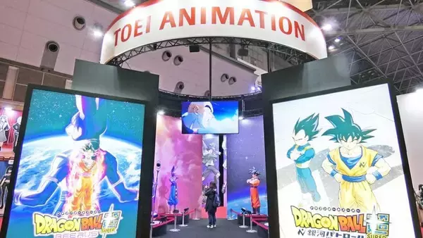 「悟空やベジータがド迫力の等身大で登場！「ゲ謎」の“ゲッ！”となる舞台小道具など注目のディスプレイも【AnimeJapan 2026 東映アニメーションブースレポ】」の画像